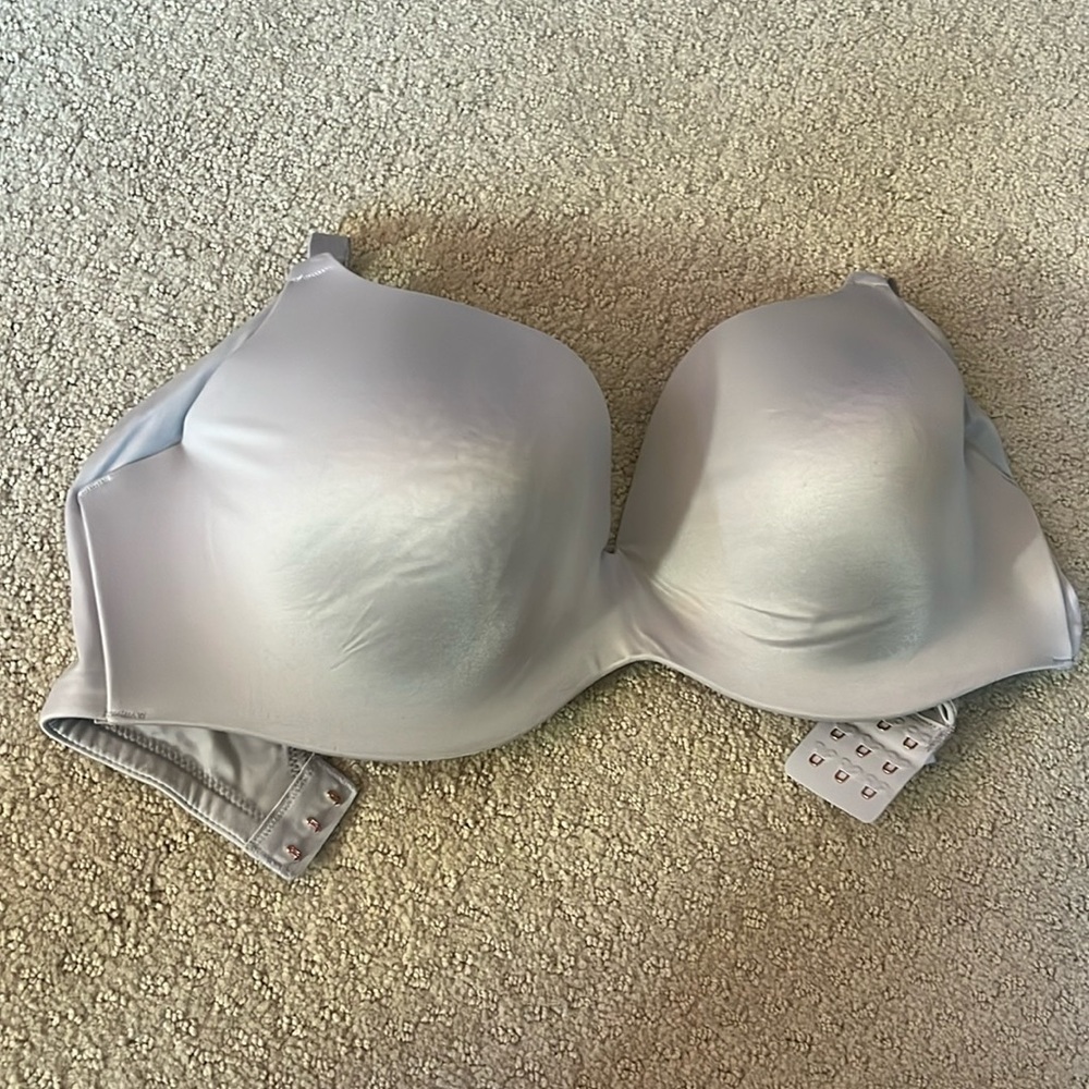 Le Mystere gray 34F molded bra